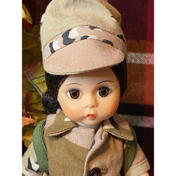 Madame Alexander 8" Doll Welcome Home Desert Storm 1991 Lmt Ed No Tags/Box #91-6 - Picture 2 of 4